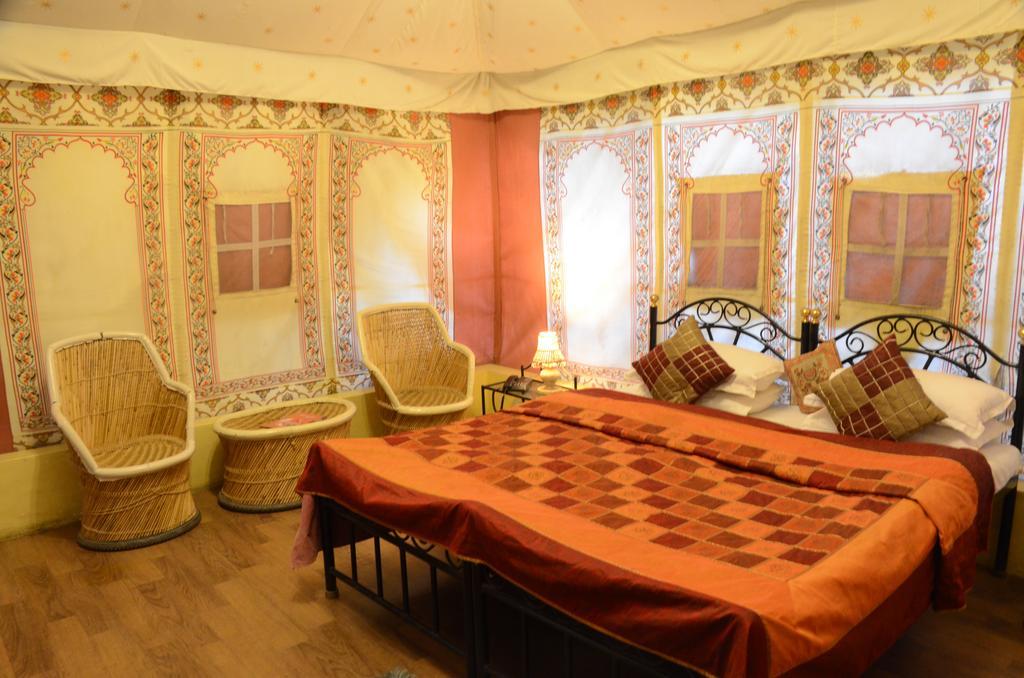 The Aravali Tent Resort 우다이푸르 객실 사진