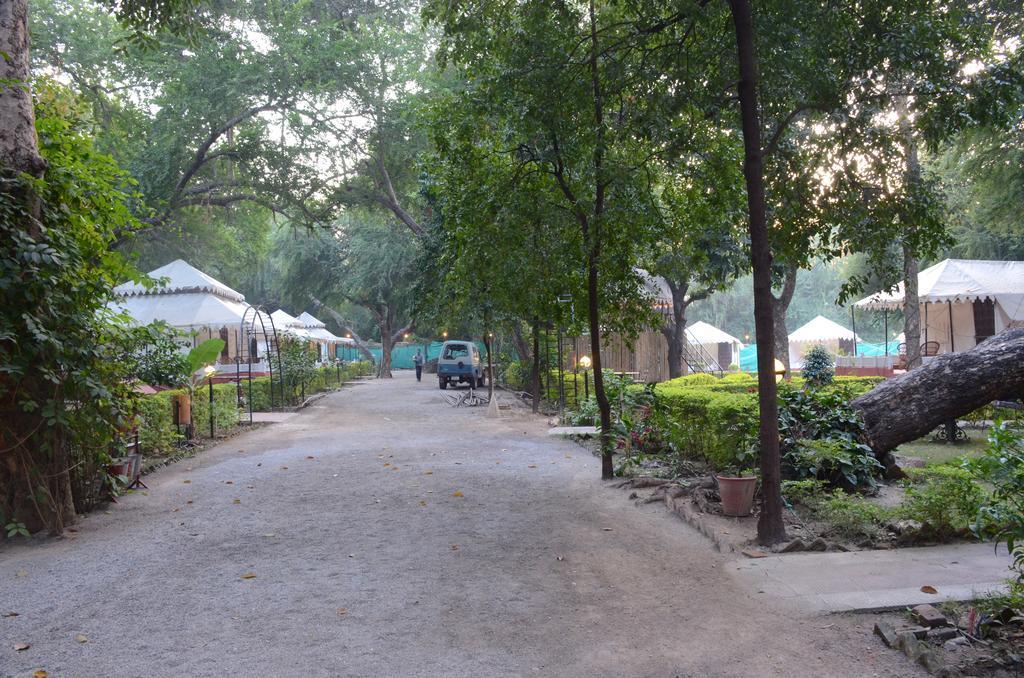 The Aravali Tent Resort 우다이푸르 외부 사진